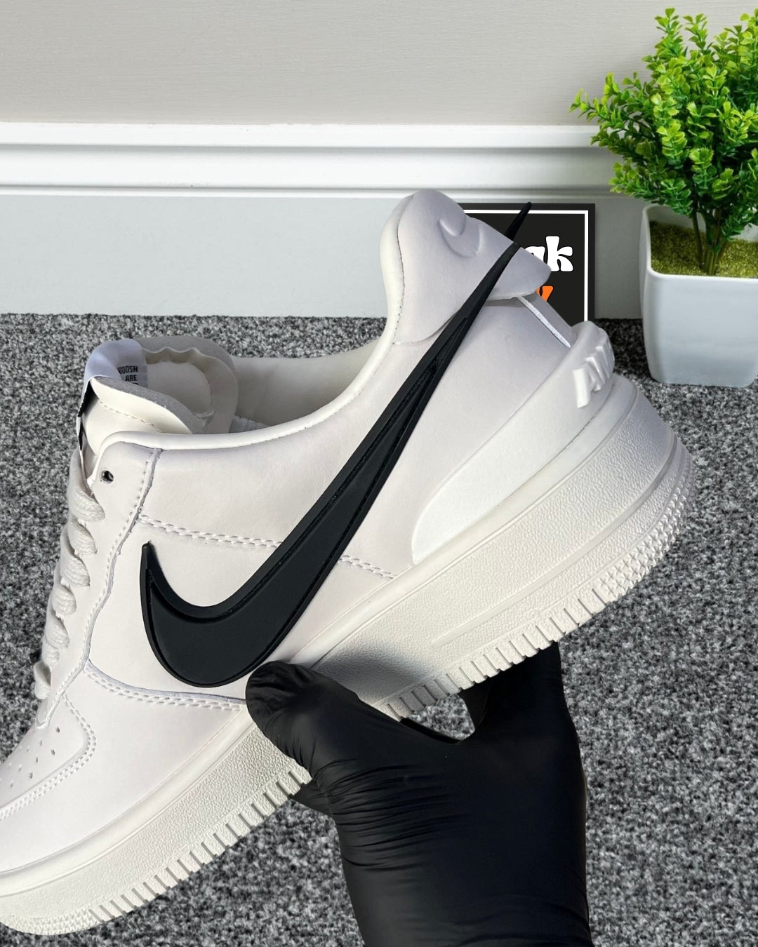 Air Force 1 Low x Ambush “Phantom”