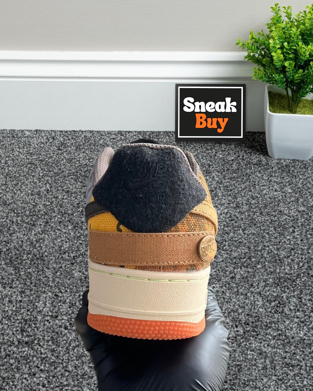 Air Force 1 Low x Travis Scott "Cactus Jack"