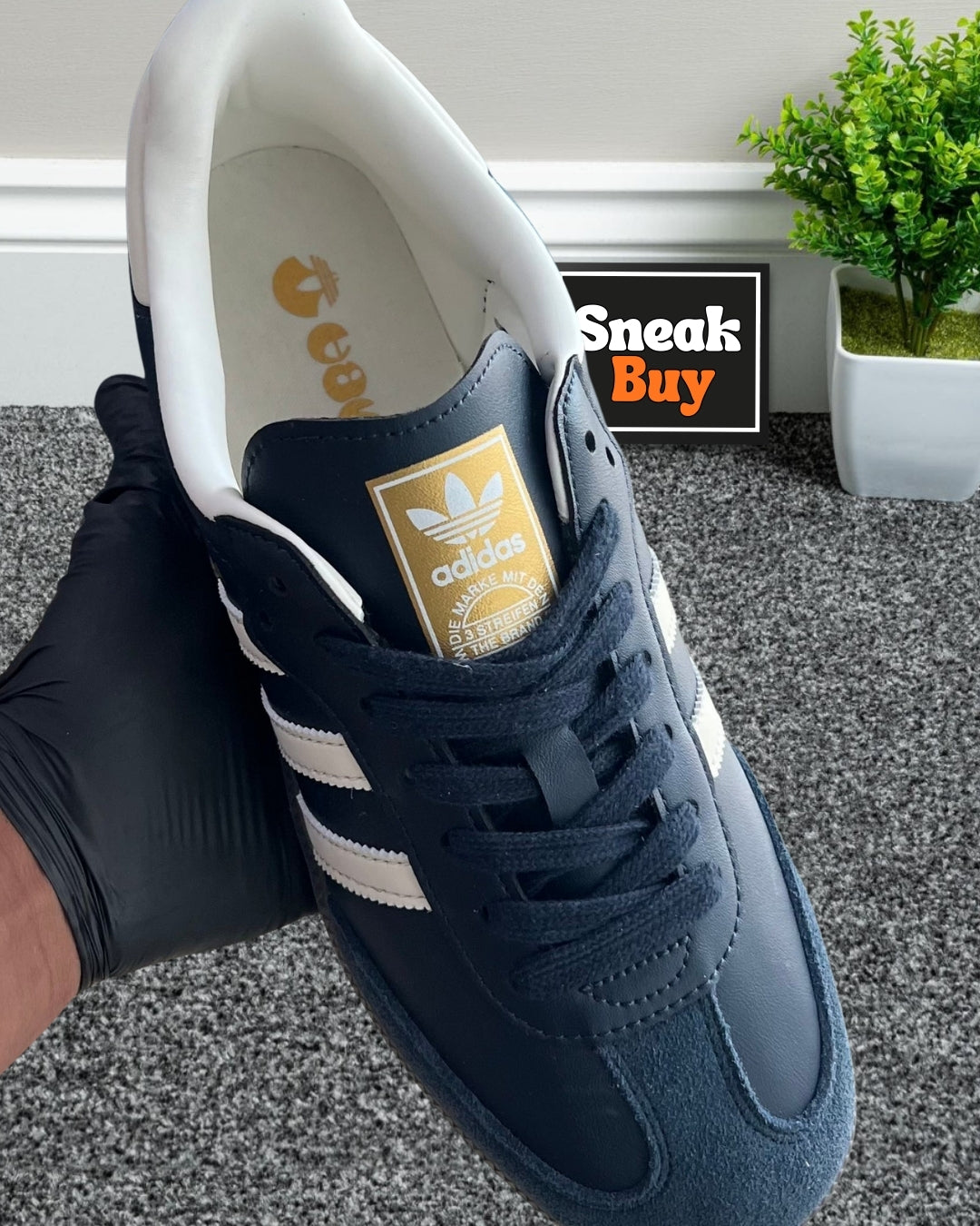 Adidas Samba “Night Navy Gum”