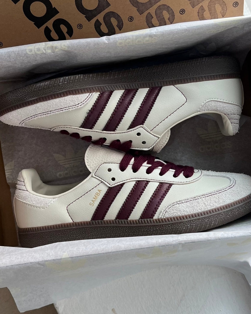 Adidas Samba OG "Wonder White/Maroon"