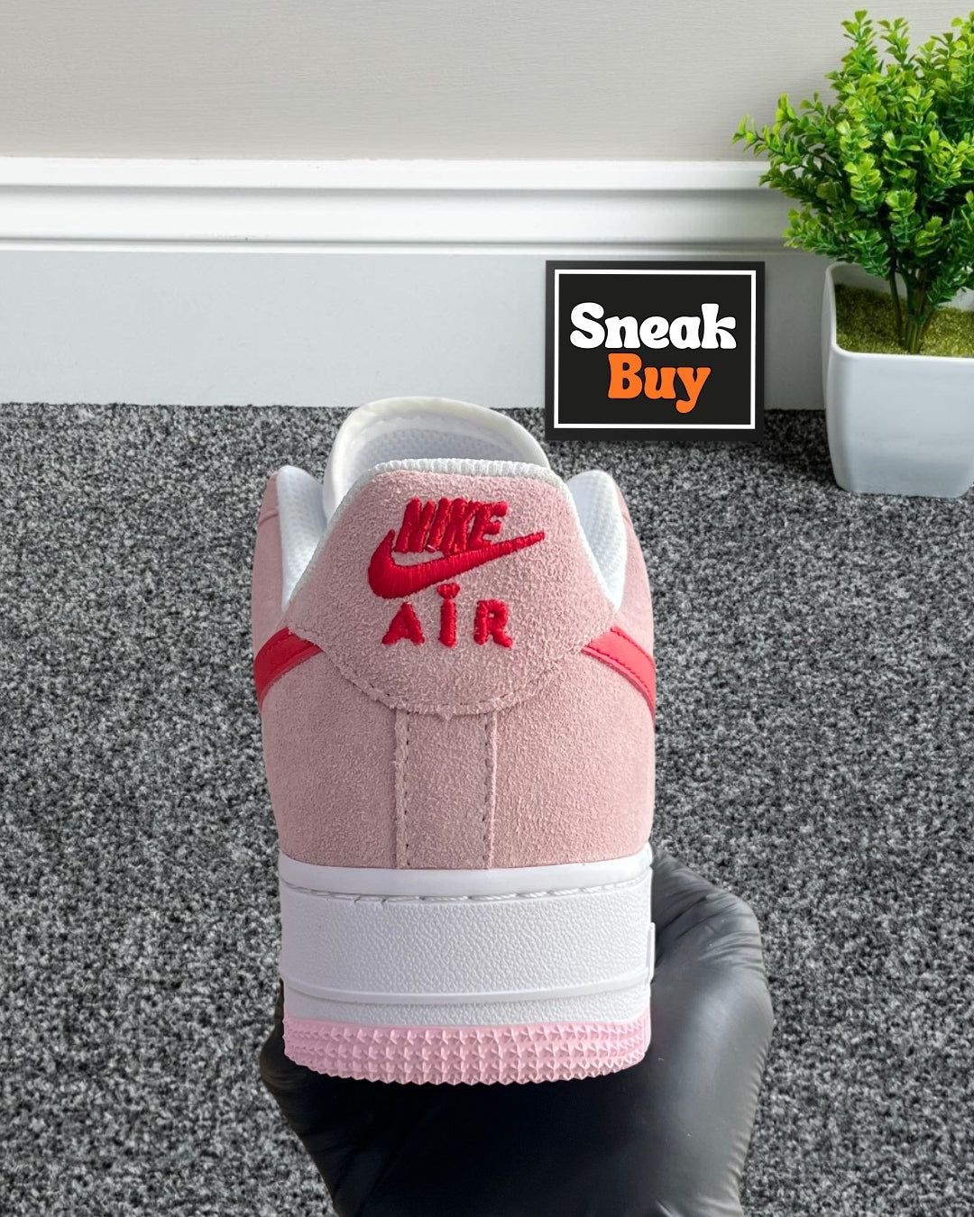 Air Force 1 Low ’07 QS ‘Valentine’s Day Love Letter’